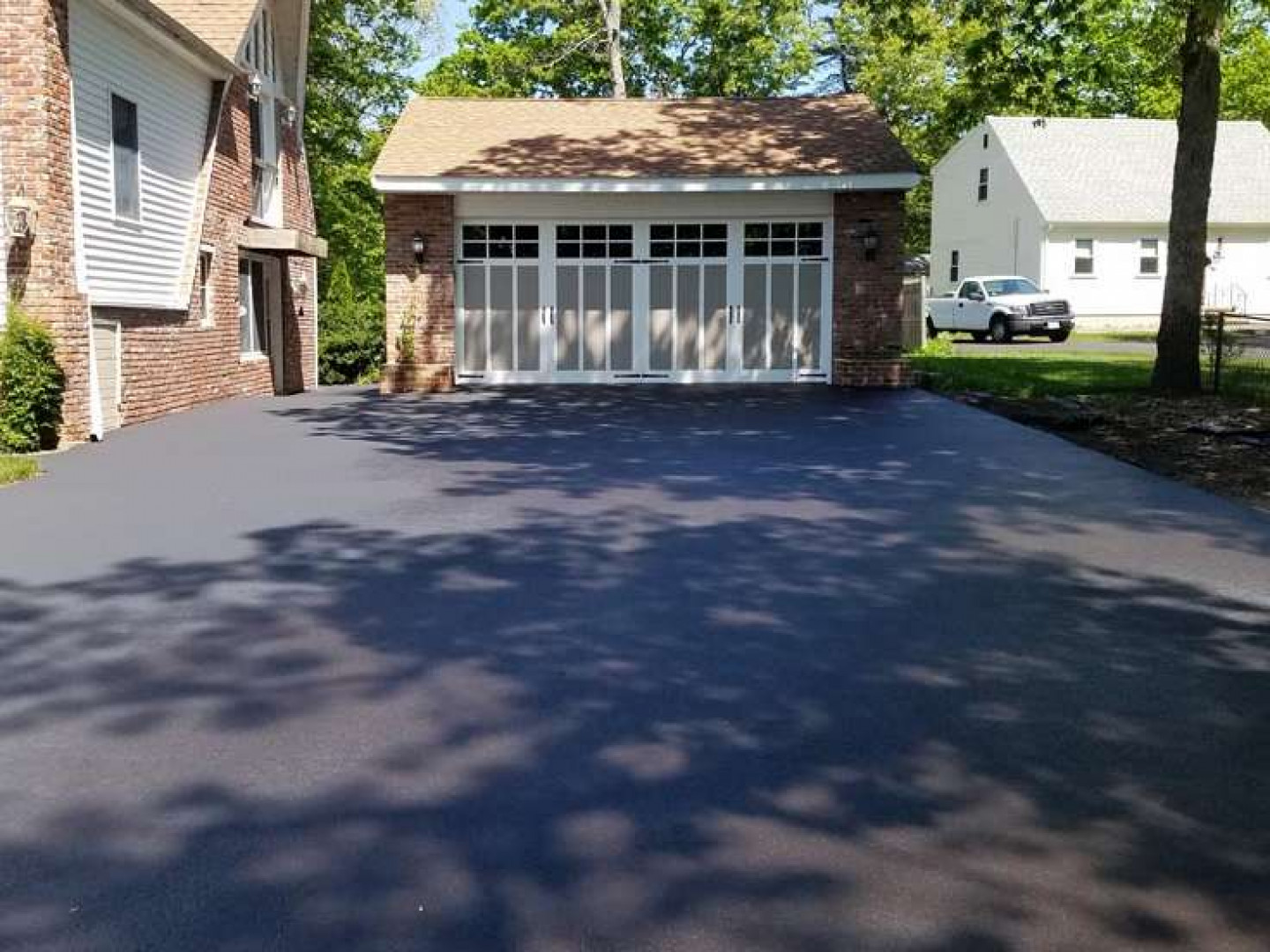 Driveway sealing Company in MA